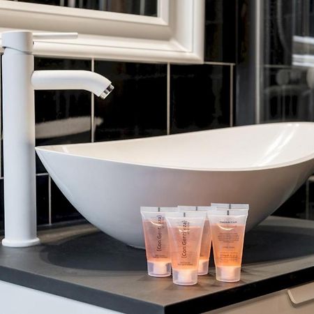 3 Bedrooms 1 Bathroom Furnished - Lavapies- Mintystay Madrid Eksteriør billede